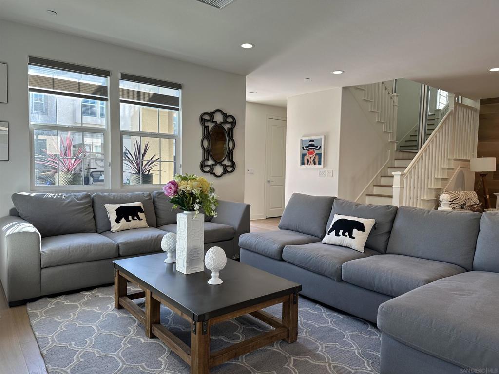 MLS #250044365SD image #0