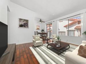 MLS #250044392SD image #0