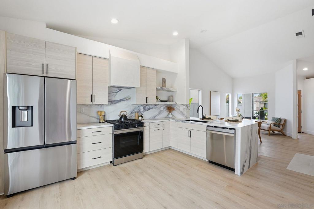 MLS #250044431SD image #0