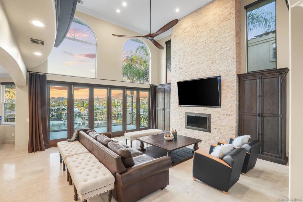 MLS #250044448SD image #0