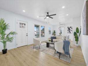 MLS #250044466SD image #0