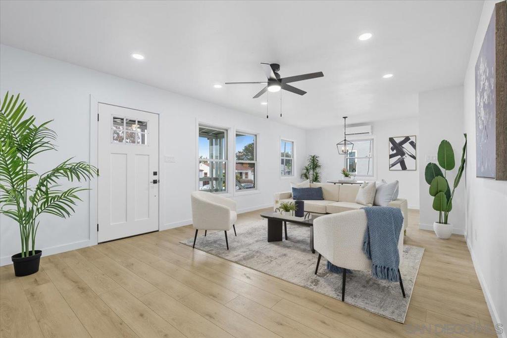 MLS #250044466SD image #0