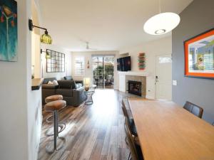 MLS #250044491SD image #0