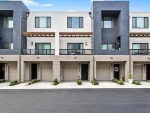 MLS #250044492SD image #0