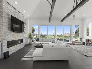 MLS #250044668SD image #0