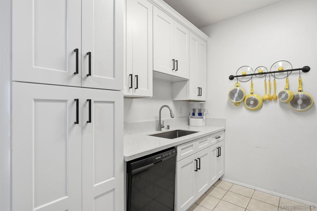 MLS #250044692SD image #0