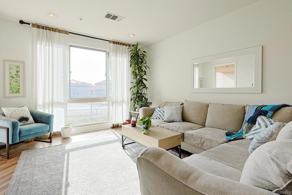 MLS #250044830SD image #0