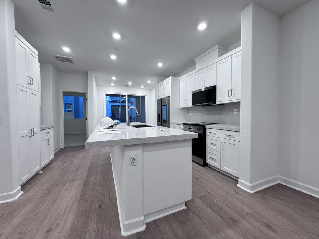 MLS #250044888SD image #0