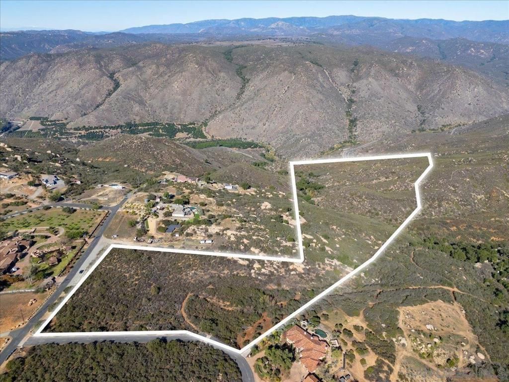 MLS #250044931SD image #0