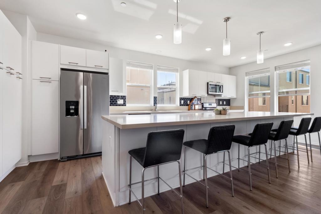 MLS #250044945SD image #0