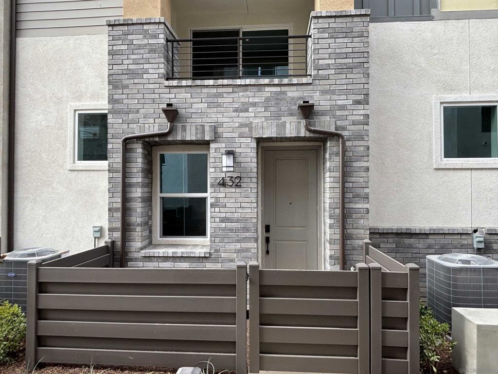 MLS #250044991SD image #0