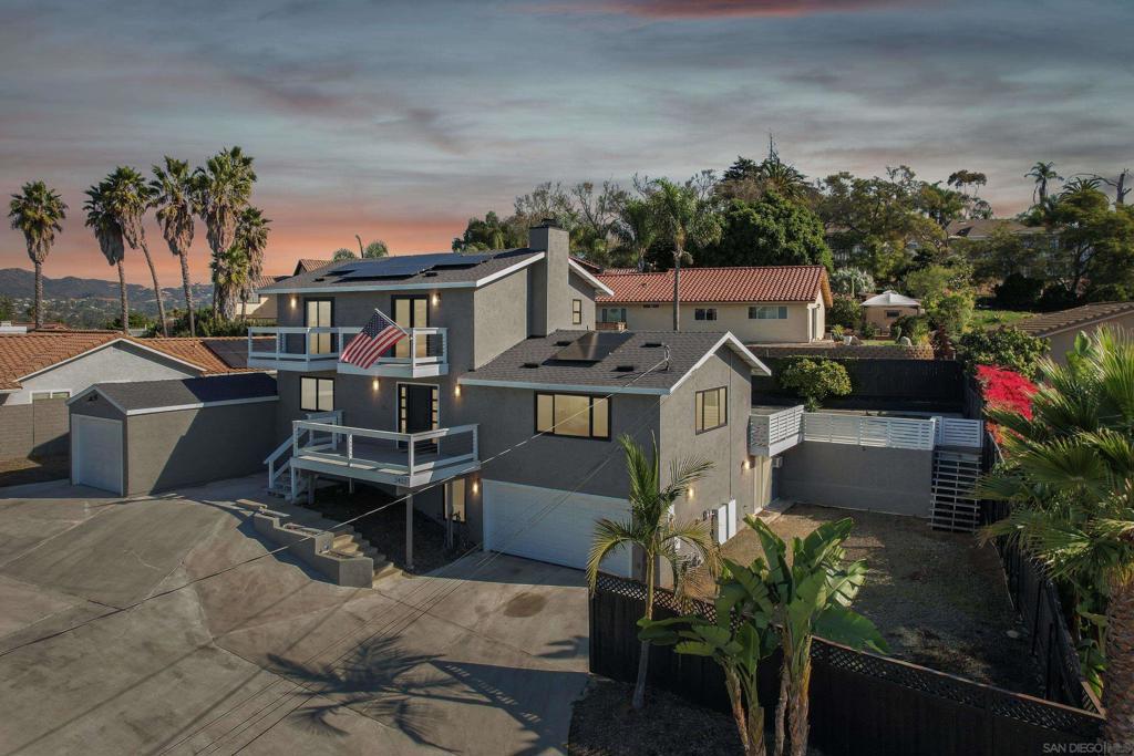 MLS #250045100SD image #0