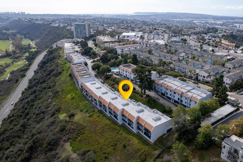 MLS #250045200SD image #0