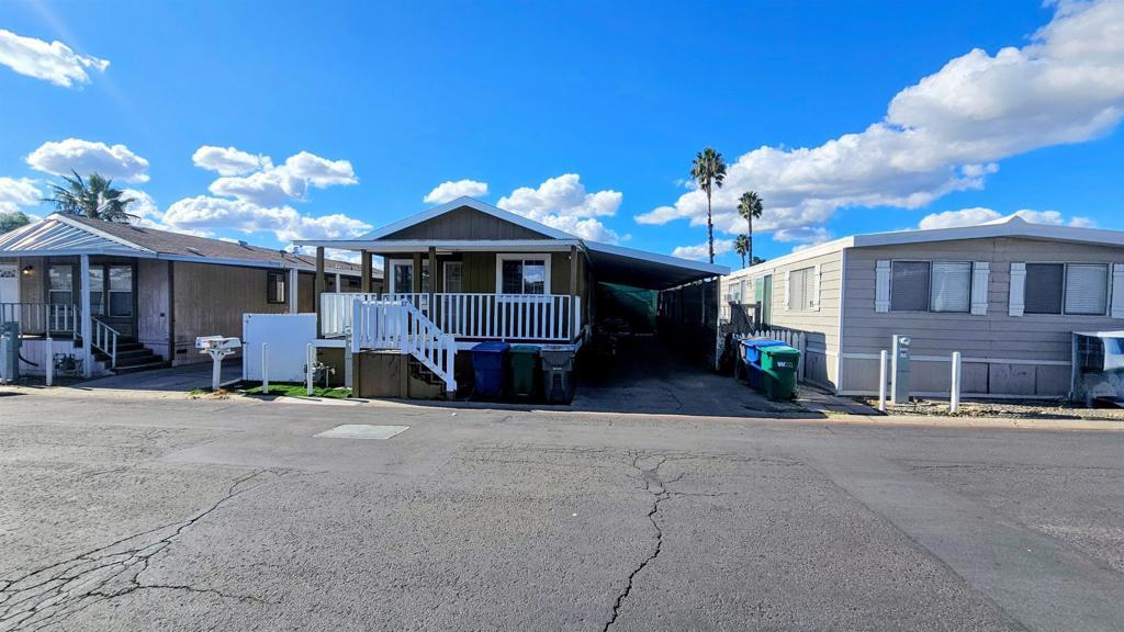 MLS #250045242SD image #0