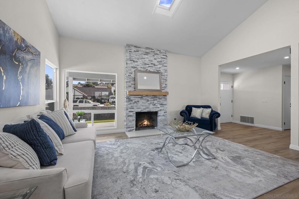 MLS #250045315SD image #0