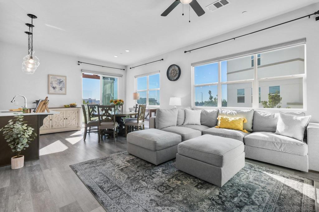 MLS #250045432SD image #0