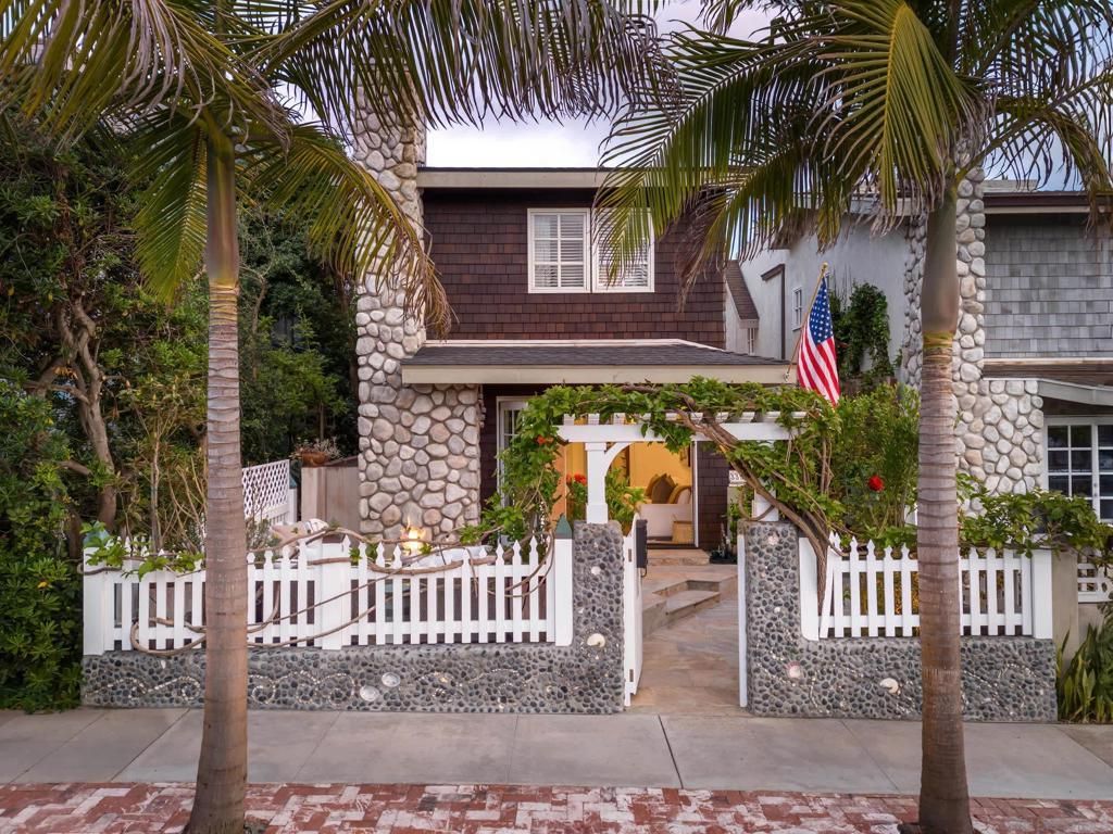 MLS #250045561SD image #0