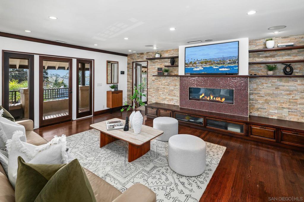 MLS #250045924SD image #0