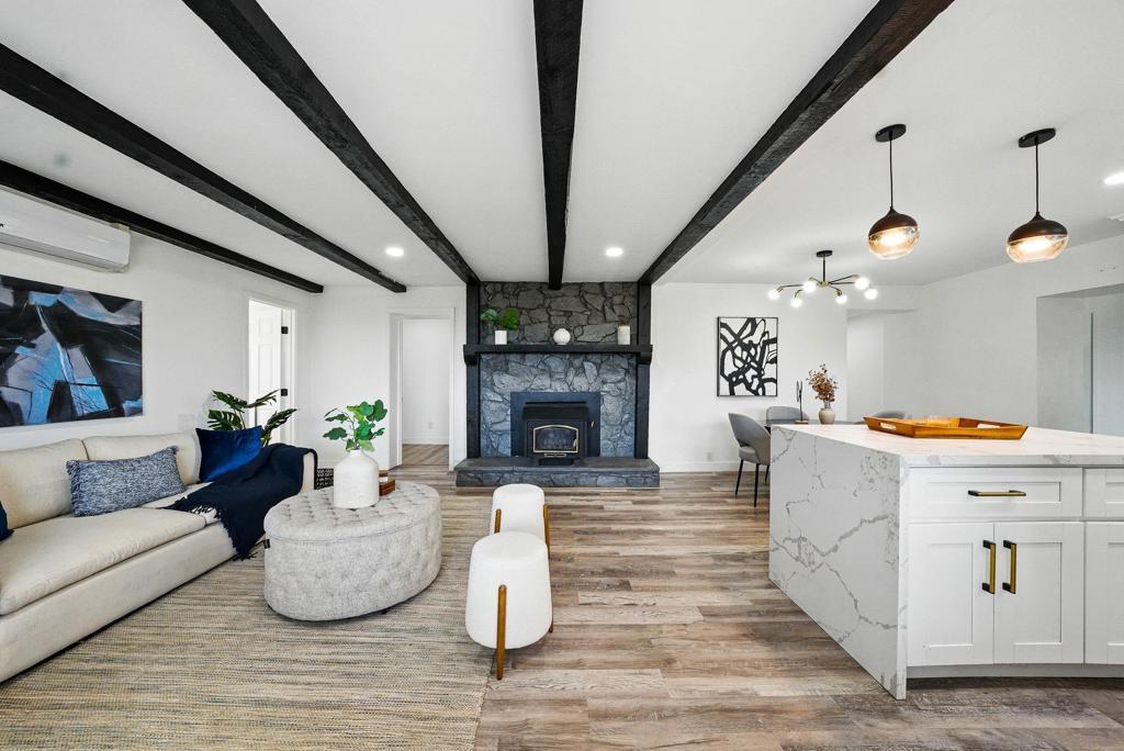 MLS #250045993SD image #0