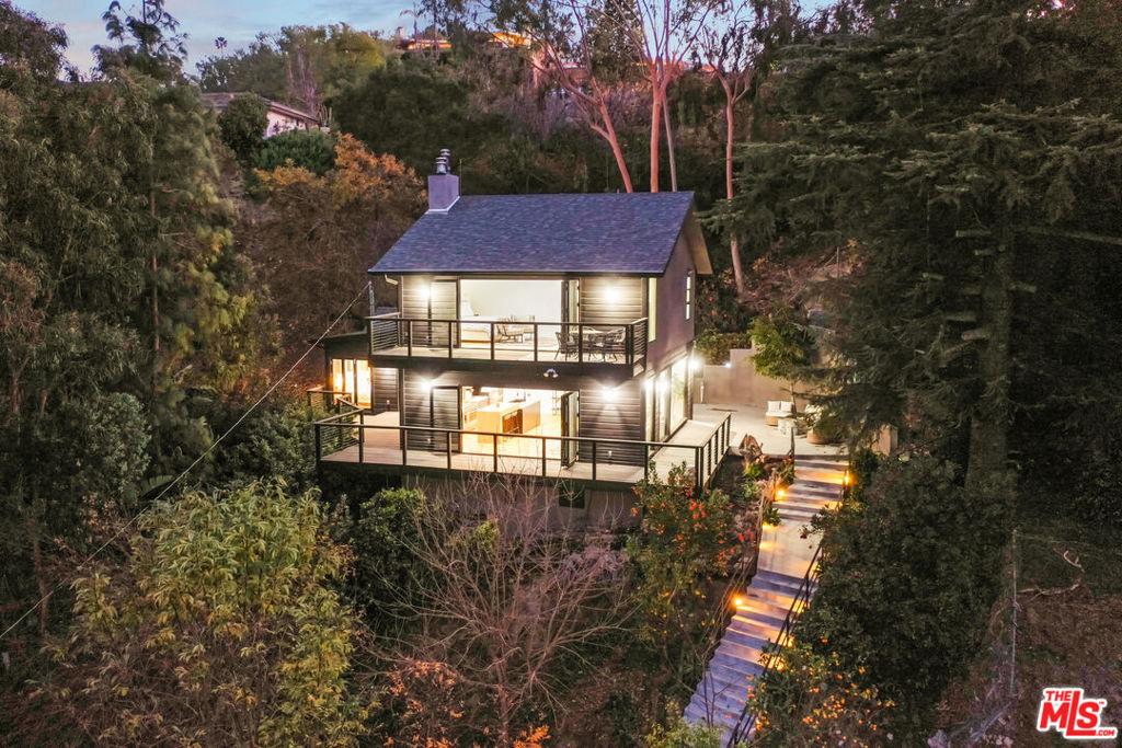 MLS #25485385 image #0