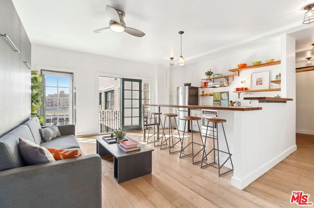 MLS #25490163 image #0