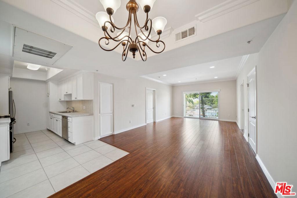 MLS #25493745 image #0