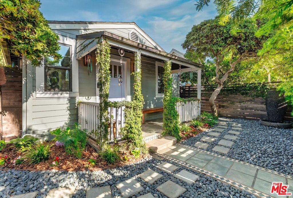 MLS #25500197 image #0