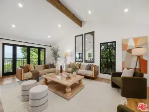 13481 Cheltenham Drive Sherman Oaks