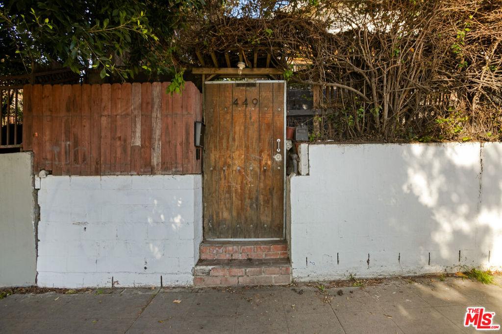 MLS #25527823 img 0