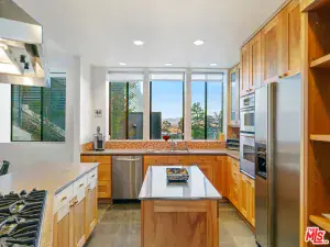 3917 Murietta Avenue Sherman Oaks