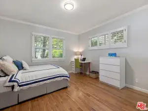 4219 Saugus Avenue Sherman Oaks