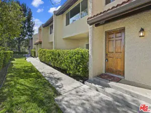9430 Via Patricia Burbank