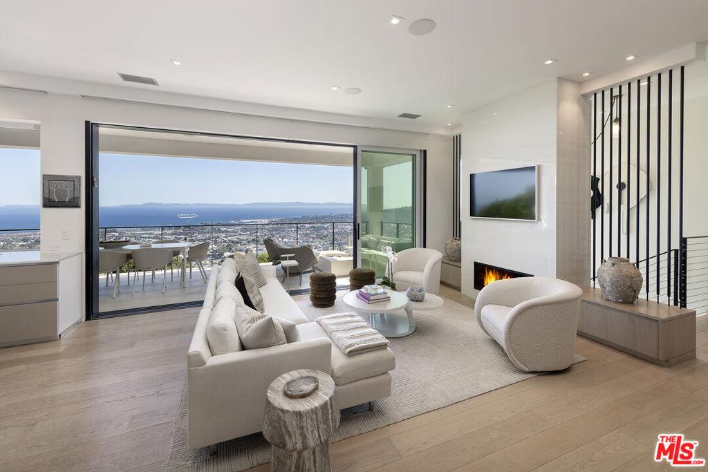 MLS #25534849 image #0