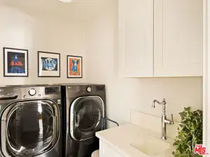 4760 Columbus Avenue Sherman Oaks