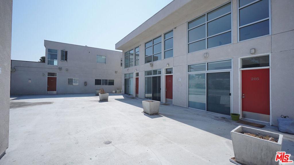 MLS #25536333 image #0