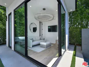 5316 Lennox Sherman Oaks