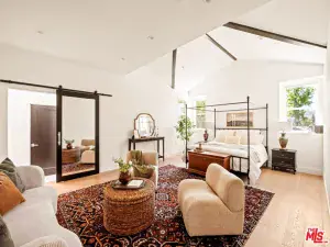 13514 Morrison Street Sherman Oaks