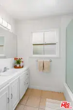 15221 La Maida Street Sherman Oaks