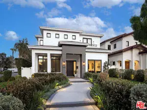 4658 Mary Ellen Avenue Sherman Oaks
