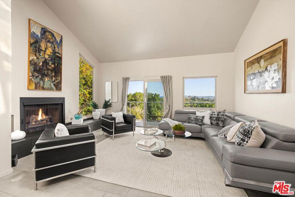 MLS #25539969 image #0