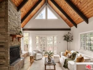 MLS #25556637 image #0