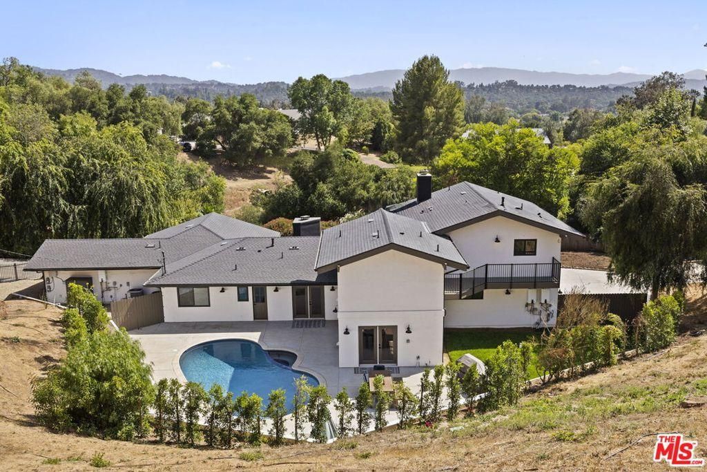 MLS #25557757 image #0
