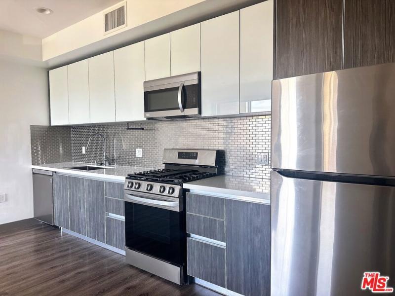 MLS #25558467 image #0