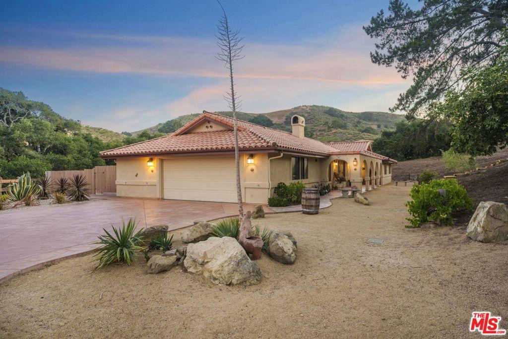 MLS #25558631 image #0