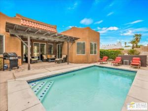 MLS #25560561PS image #0