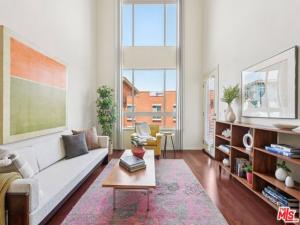 MLS #25560885 image #0