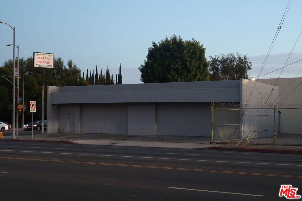 MLS #25563145 img 0