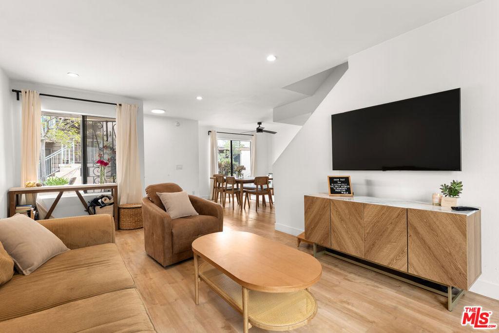 MLS #25566959 image #0