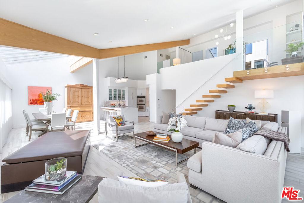 MLS #25567001 image #0