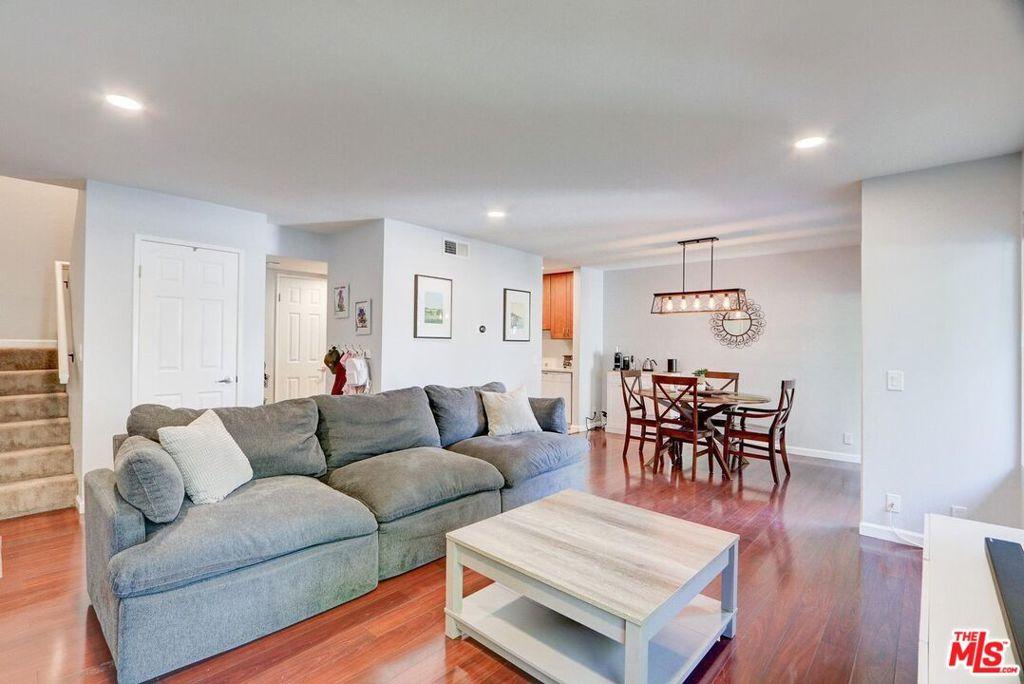 MLS #25568085 image #0